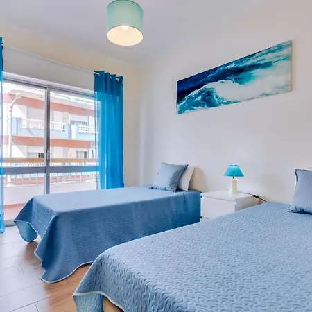 2br - Near The At Homesbyfc Quarteira