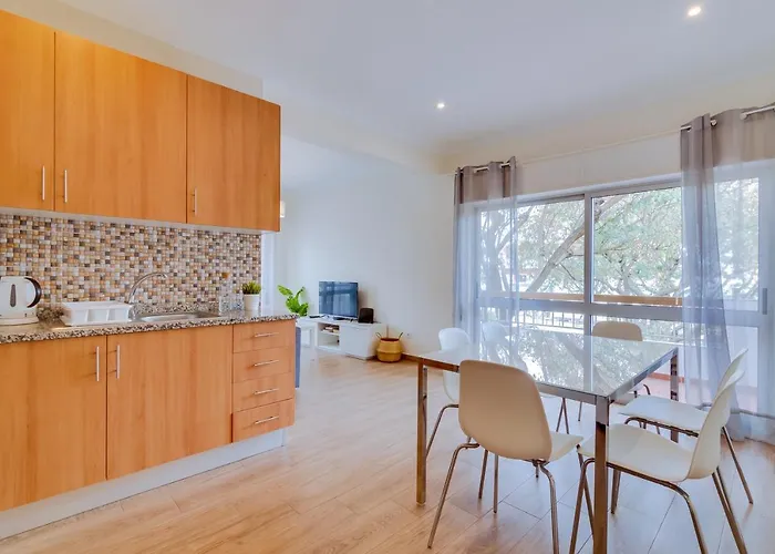 2br - Near The At Homesbyfc *