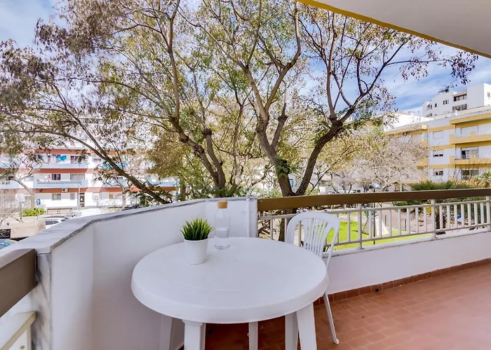 Appartement 2br - Near The At Homesbyfc Quarteira